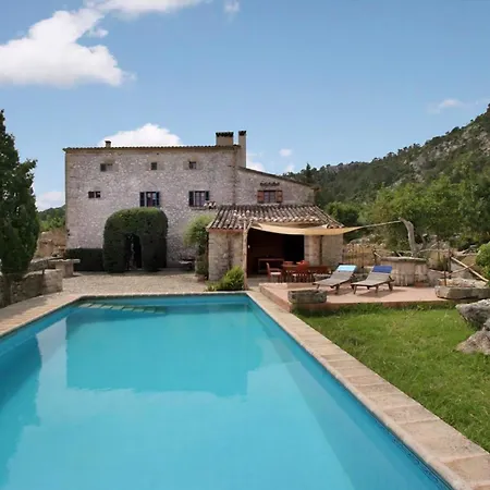 Guillo Mit Pool In