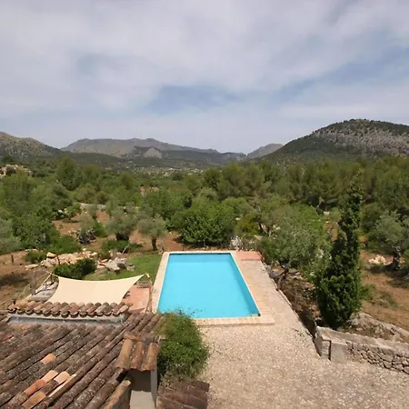 Сasa de vacaciones Guillo Mit Pool In *