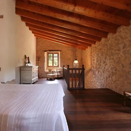 Сasa de vacaciones Guillo Mit Pool In *